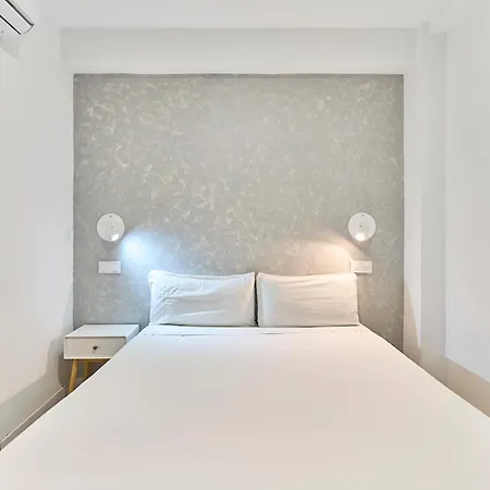 Carmen By Gaiarooms Guest house