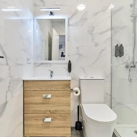 Pensión Carmen By Gaiarooms 2*