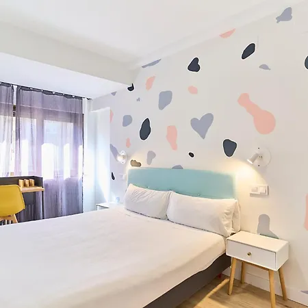 Pensión Carmen By Gaiarooms 2*