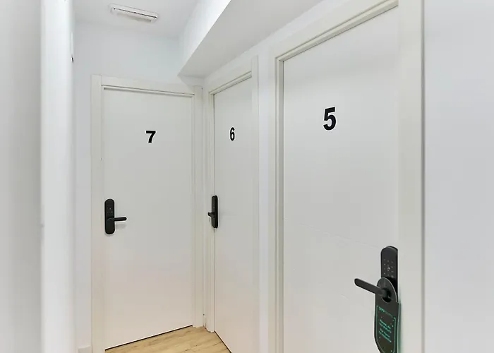 게스트하우스 Carmen By Gaiarooms 2*